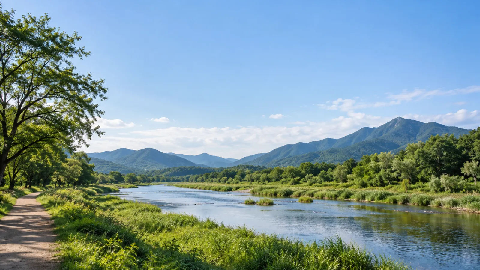 경상북도 경산시의 하천과 산지 지리 특성을 참고해 만든 가상의 강변 풍경. 실제 장소나 학교·학원 건물을 촬영한 사진이 아닌 AI 생성 지역 분위기 이미지입니다.